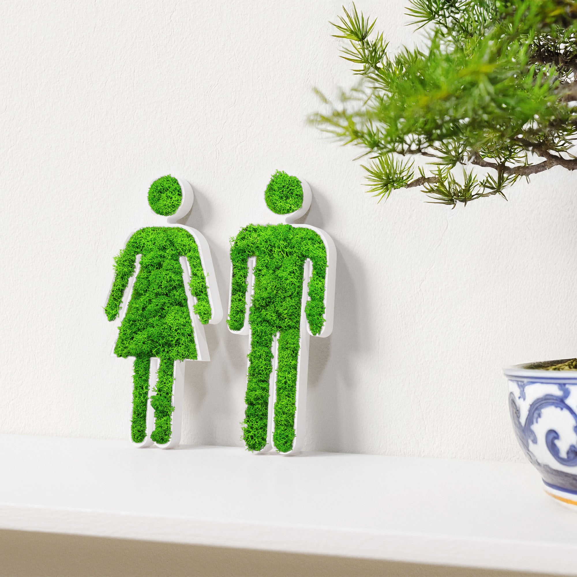 MOOSWERK Moss Door Sign WC Toilet Pictogram Woman & Man – Elegant sign made of Iceland moss in a white frame