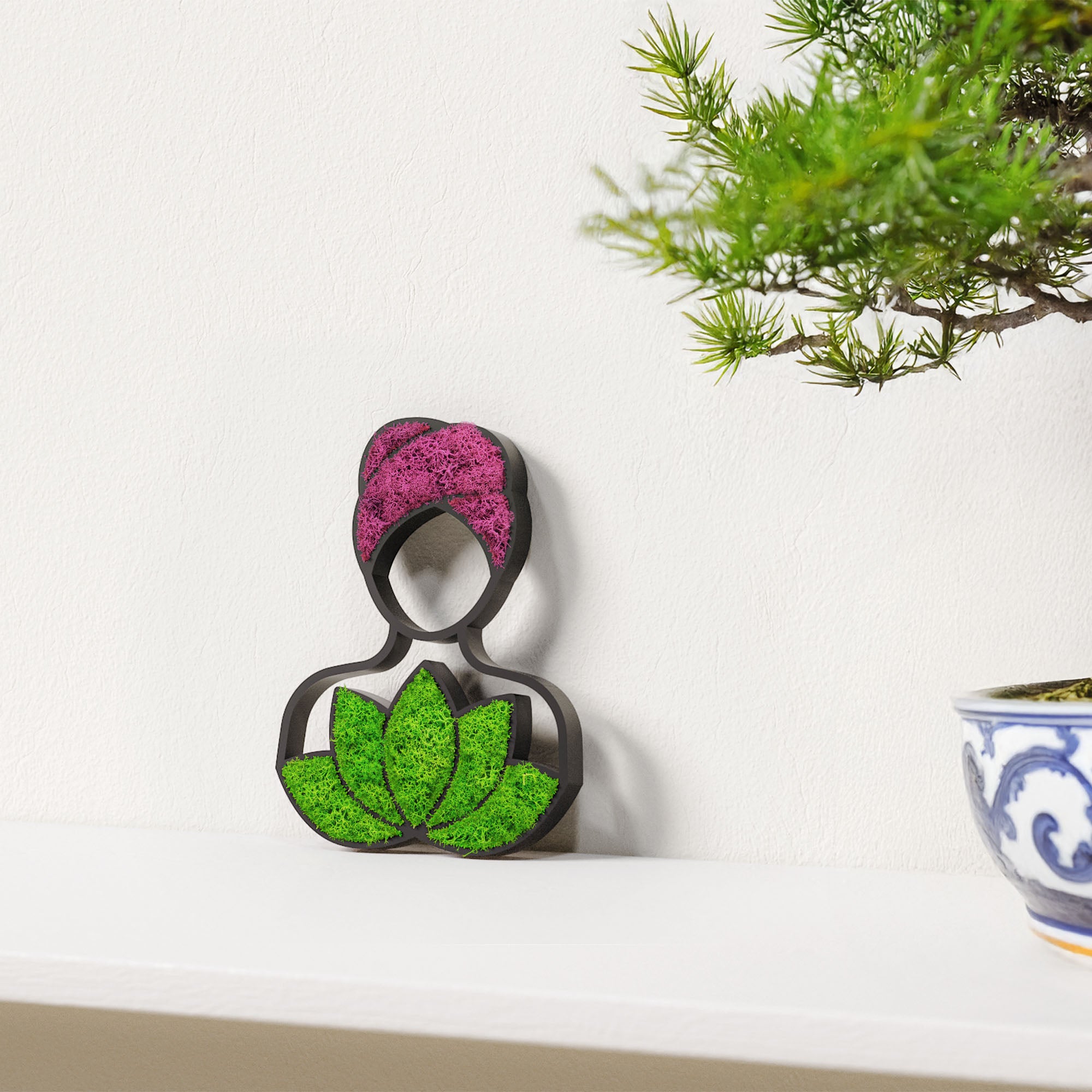 MOOSWERK Moss Door Sign Wellness & Spa Pictogram – Elegant sign with moss in a black frame