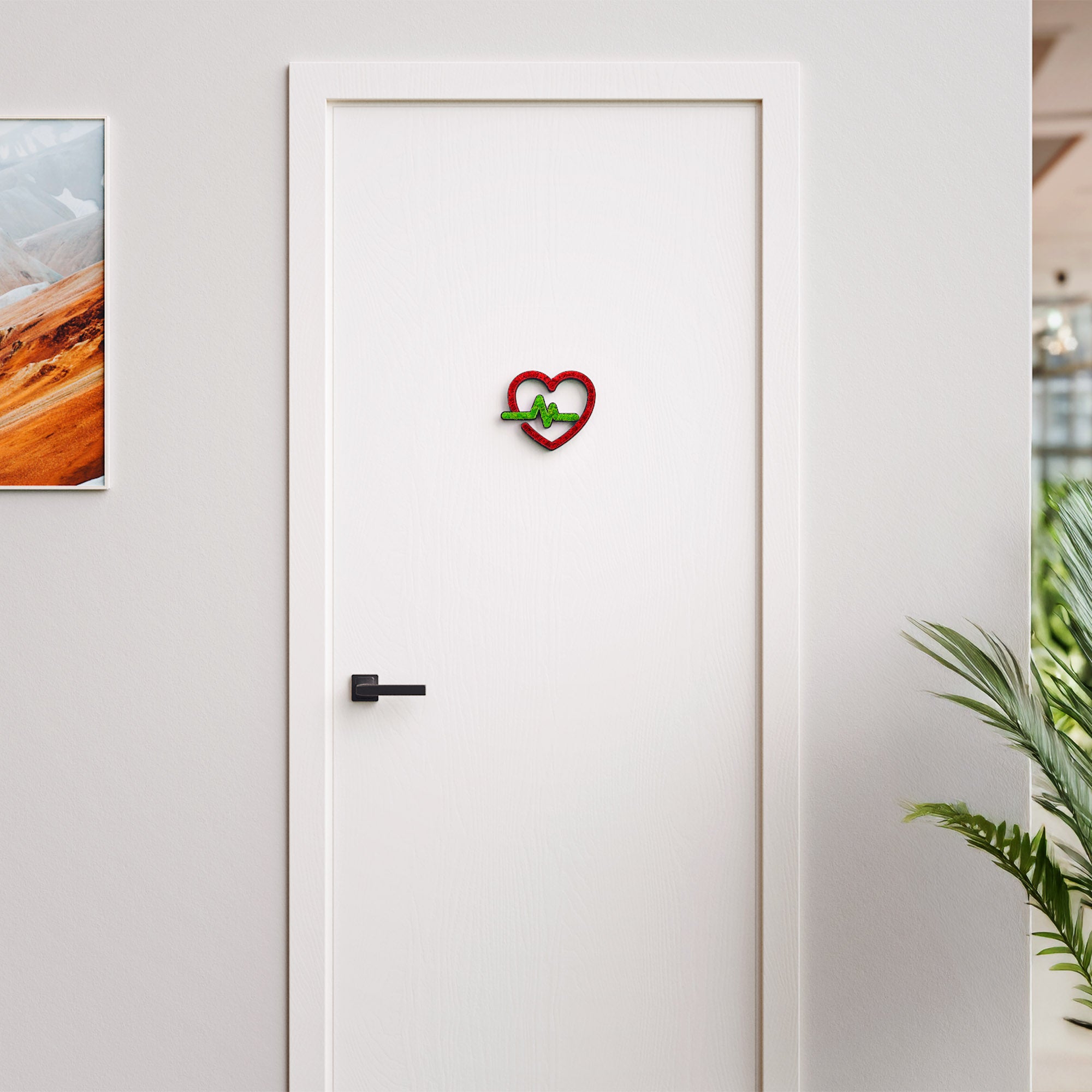 MOOSWERK Moos-Türschild Piktogramm EKG – Schwarzes Herzfrequenz-Symbol in eleganter Natur-Optik