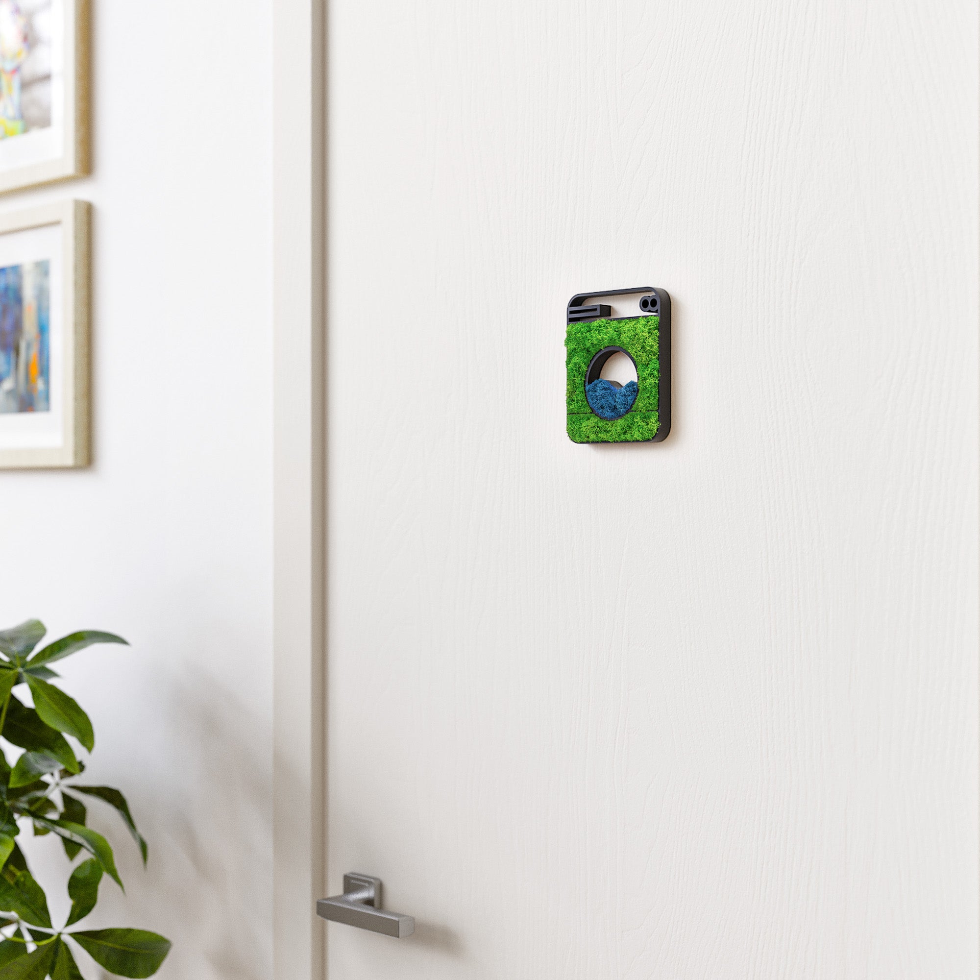 MOOSWERK Moos-Türschild Piktogramm Waschmaschine – Modernes Moosbild für Waschraum & Waschküche im schwarzen Rahmen