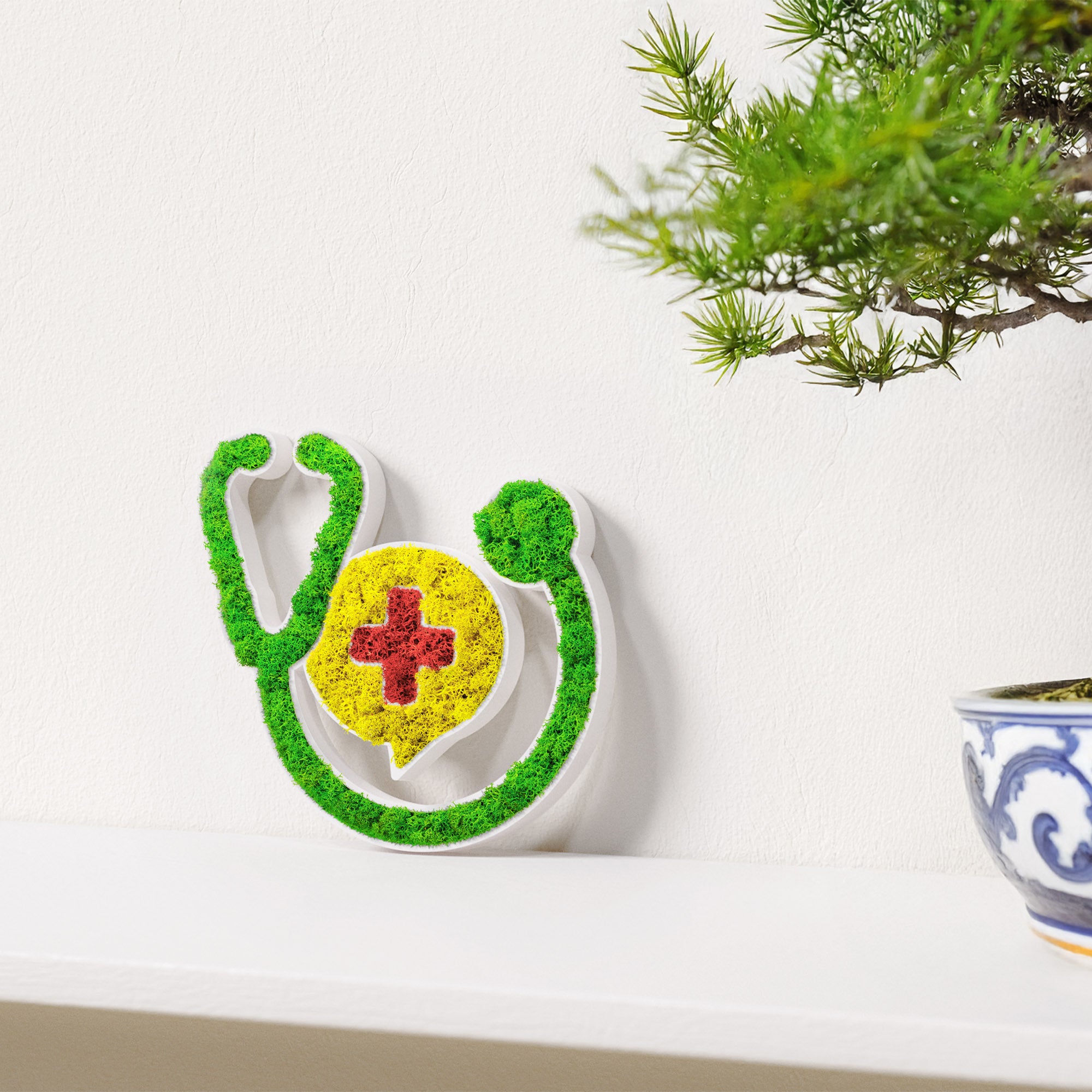 MOOSWERK Moos-Türschild Piktogramm Behandlung Weiß – Natürlicher Wegweiser für den Behandlungsraum