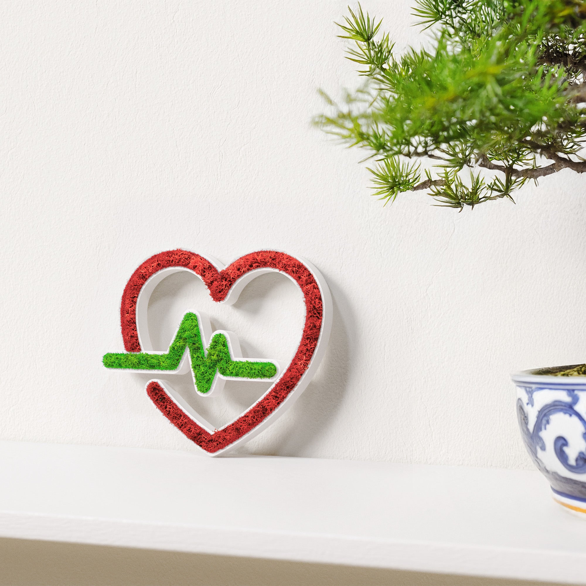 MOOSWERK Moos-Türschild Piktogramm EKG – Weißes Herzfrequenz-Symbol in eleganter Natur-Optik