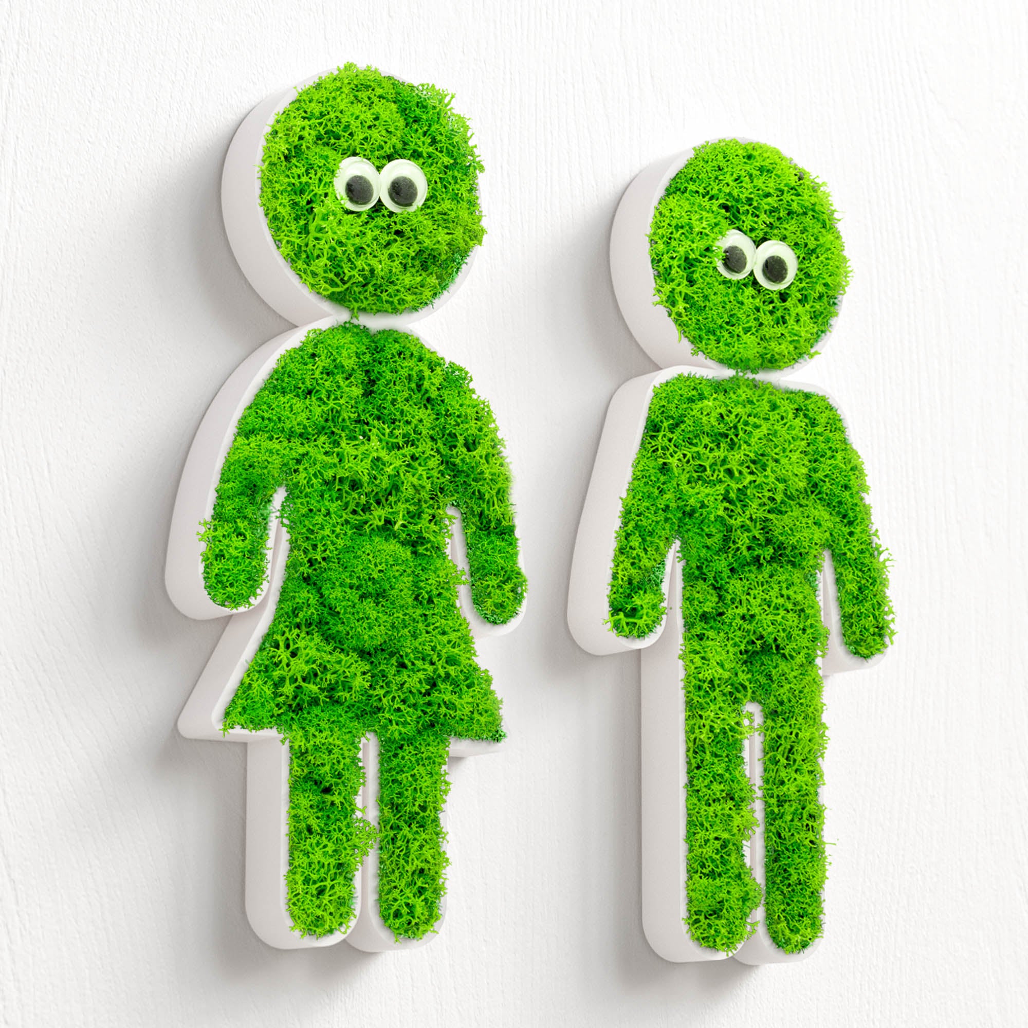 MOOSWERK Moosfigur mit leuchtenden Augen "Glow-Buddy" | Modernes Piktogramm Weiß aus Islandmoos | Witzige Wanddeko für Flur, WC & Toilette